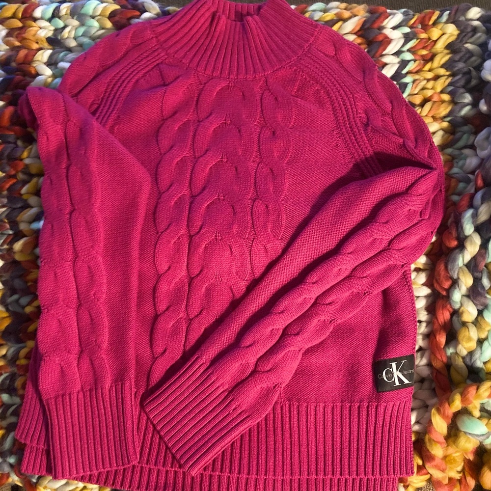 Calvin Klein Jeans
Mock-Neck Cable-Knit Sweater in hot pink color
